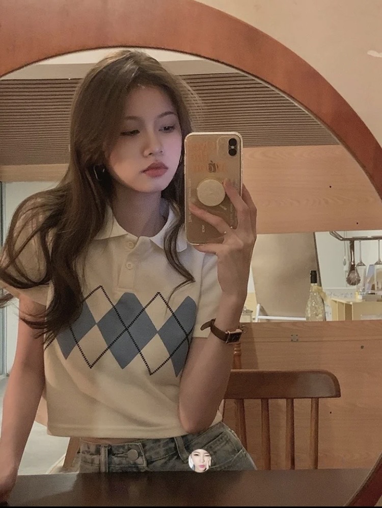 마름모 크롭 카라 반팔티