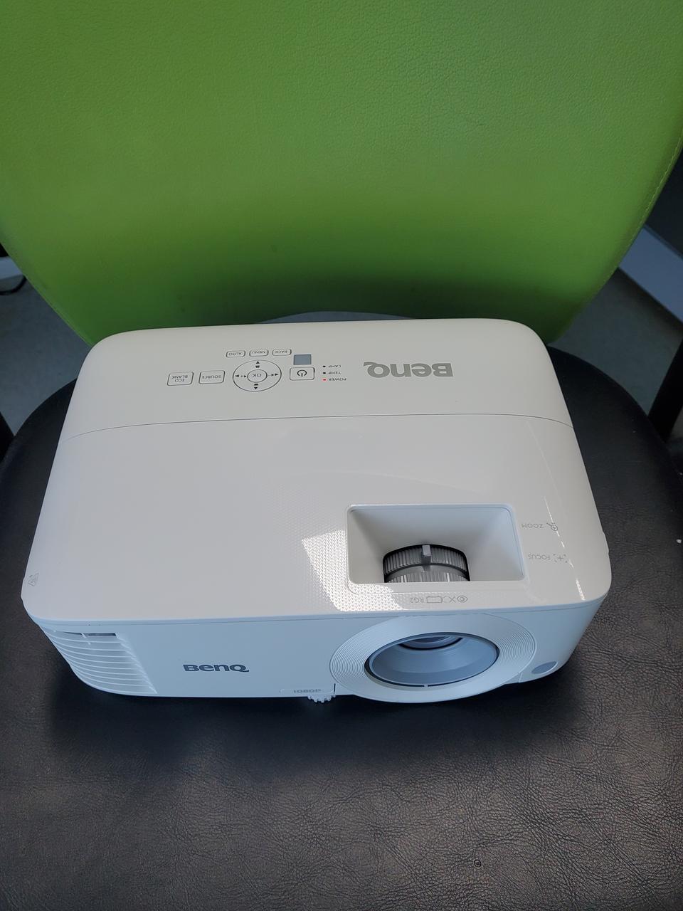 중고빔프로젝터 풀hd 벤큐 3500 프로젝터