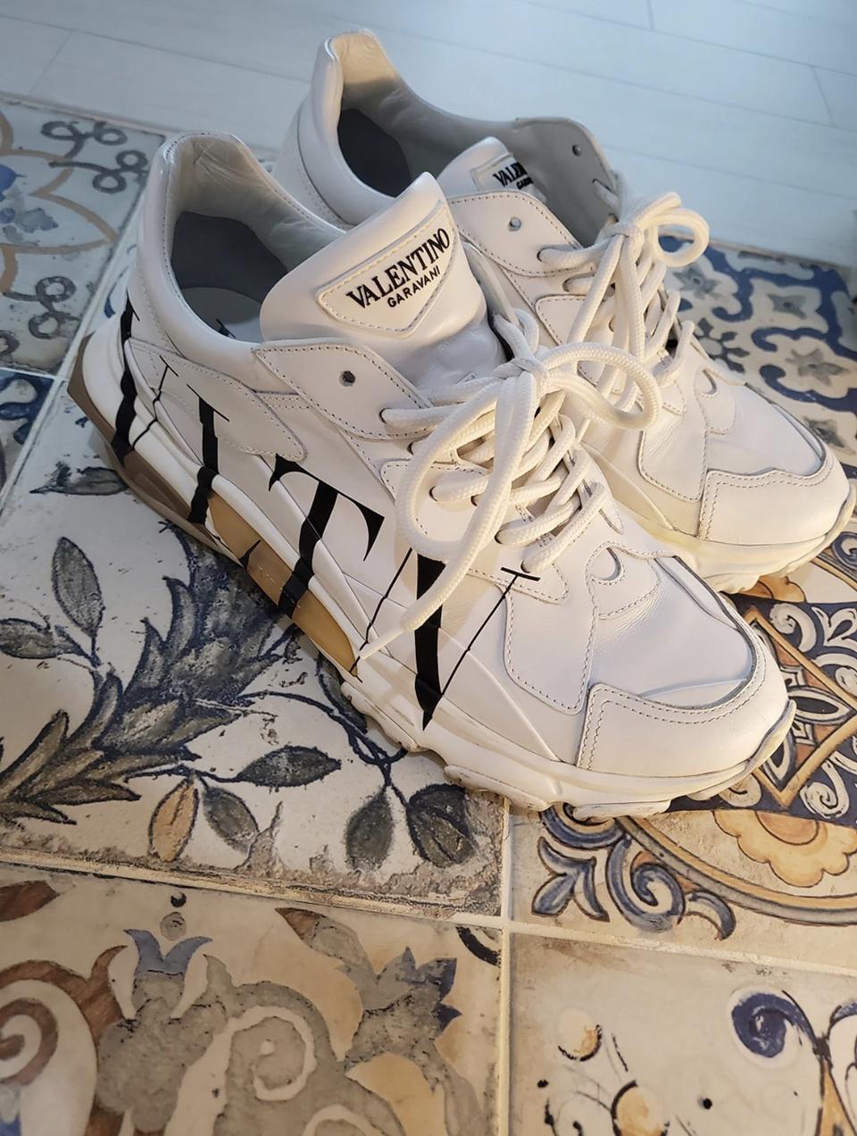 발렌티노 바운스 판매합니다