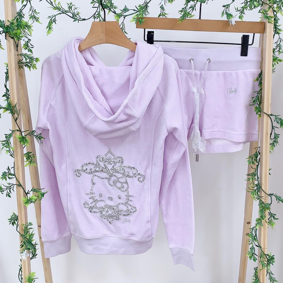 레디 키티 트레이닝복