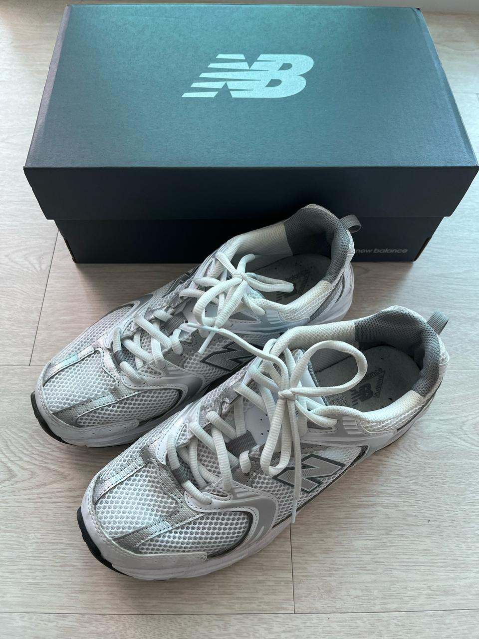 급처) 풀구성 뉴발란스 530 260mm