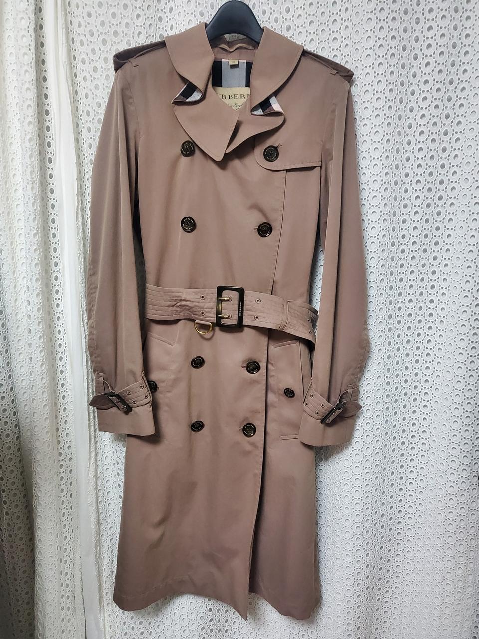 버버리 프릴카라 트렌치 토프컬러 uk6 **마지막가격