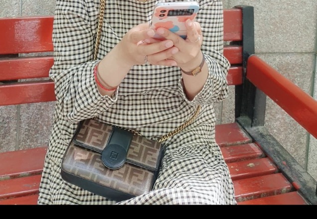 오늘 까지 만 핀매,펜디 크로스백