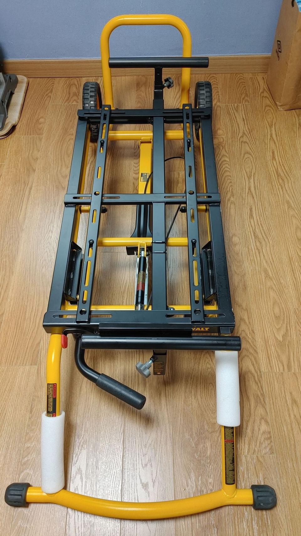 디월트-롤링 마이터쏘 스탠드 DWX726