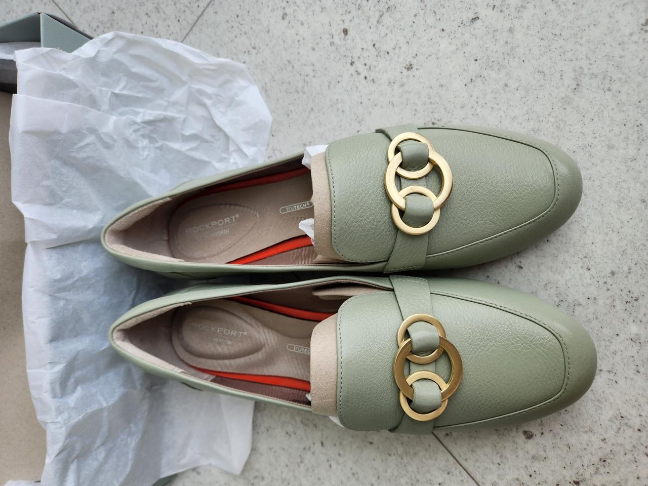 (새상품) 락포트 로퍼 250