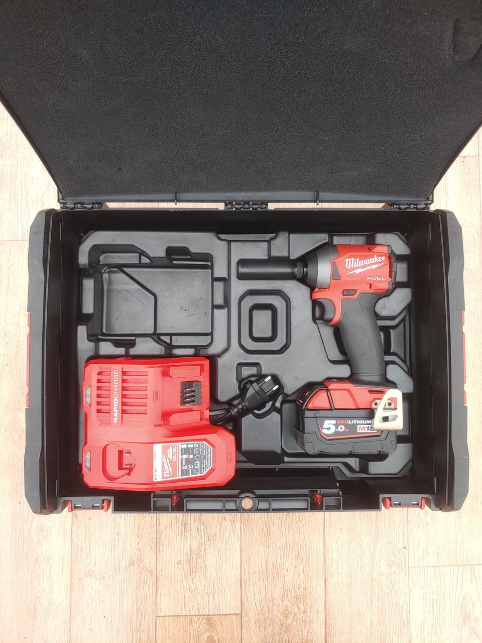 밀워키충전임팩드릴M18신형GEN4 신품급