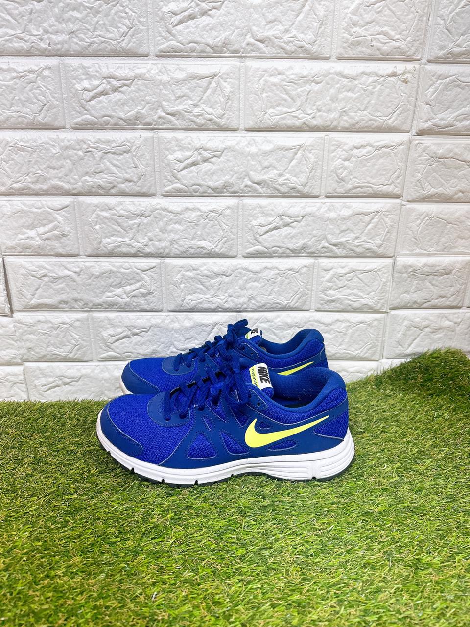 [245] 나이키 레보루션 런닝화 운동화