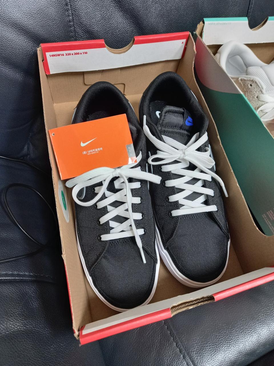 나이키 캔버스 270