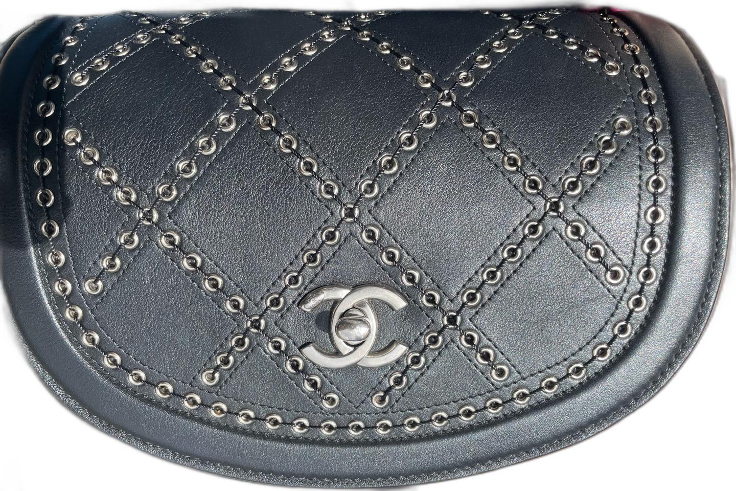 샤넬 정품 아일렛