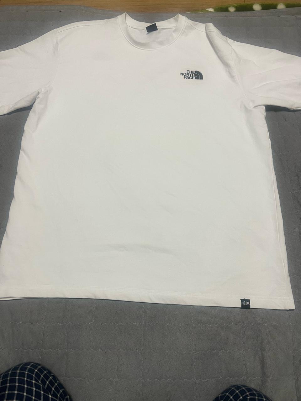 노스페이스 티셔츠
