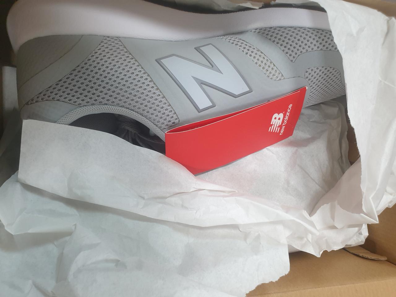 뉴발란스 운동화 정품 270호