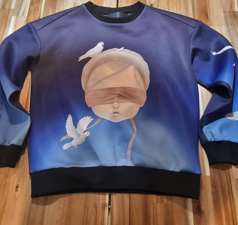 급처)준지 리신 맨투맨 44사이즈