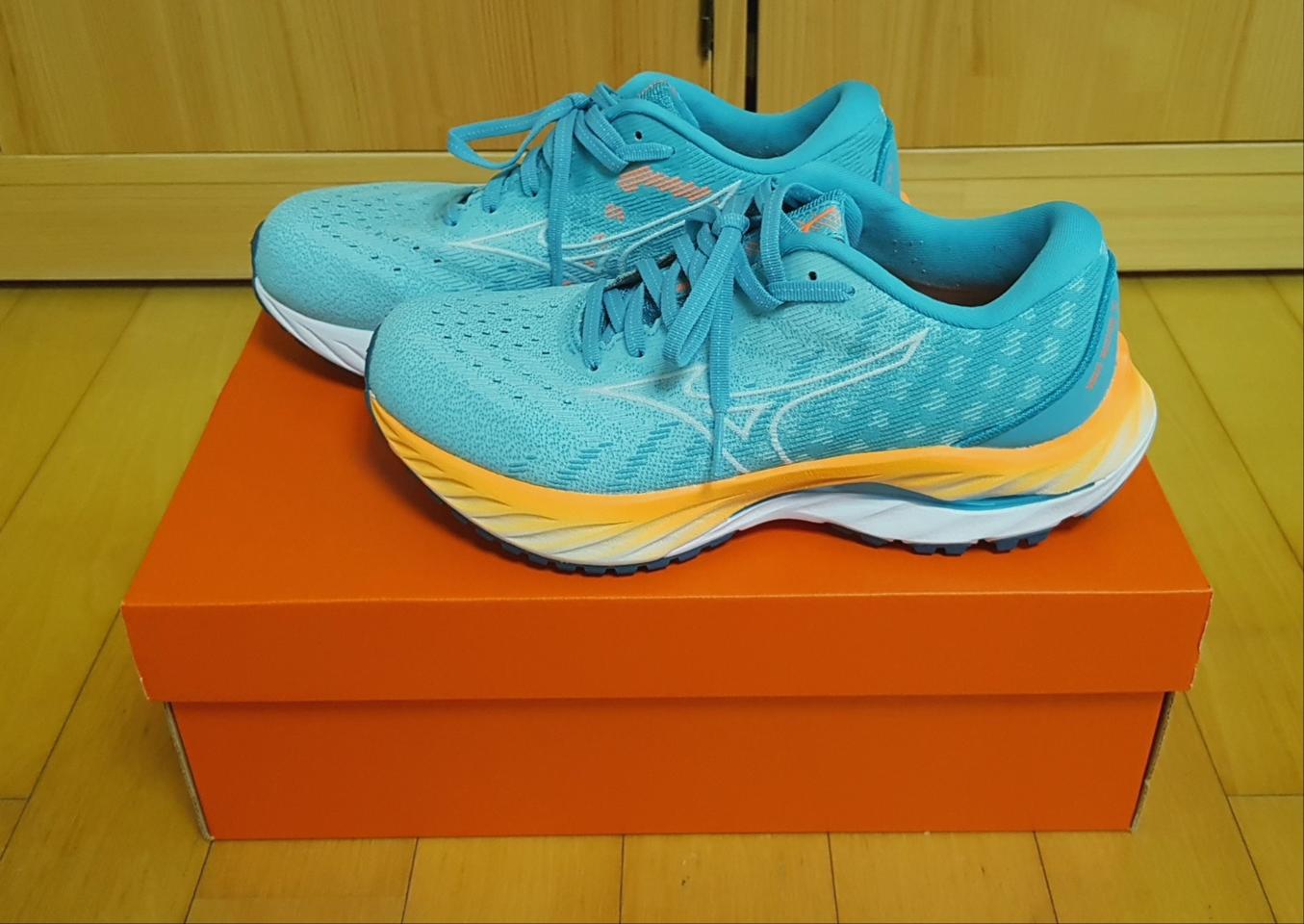 미즈노 여성 운동화 235 웨이브 인스파이어 19 SSW SW 와이드 안