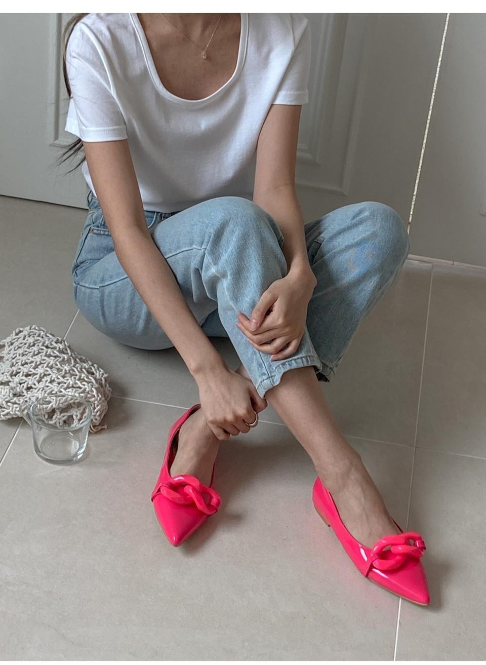 뽀족 꼬임 플랫슈즈