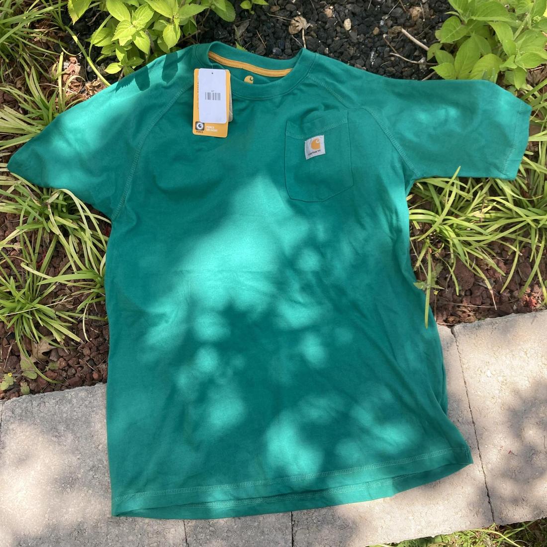 새상품 칼하트 반팔 티셔츠