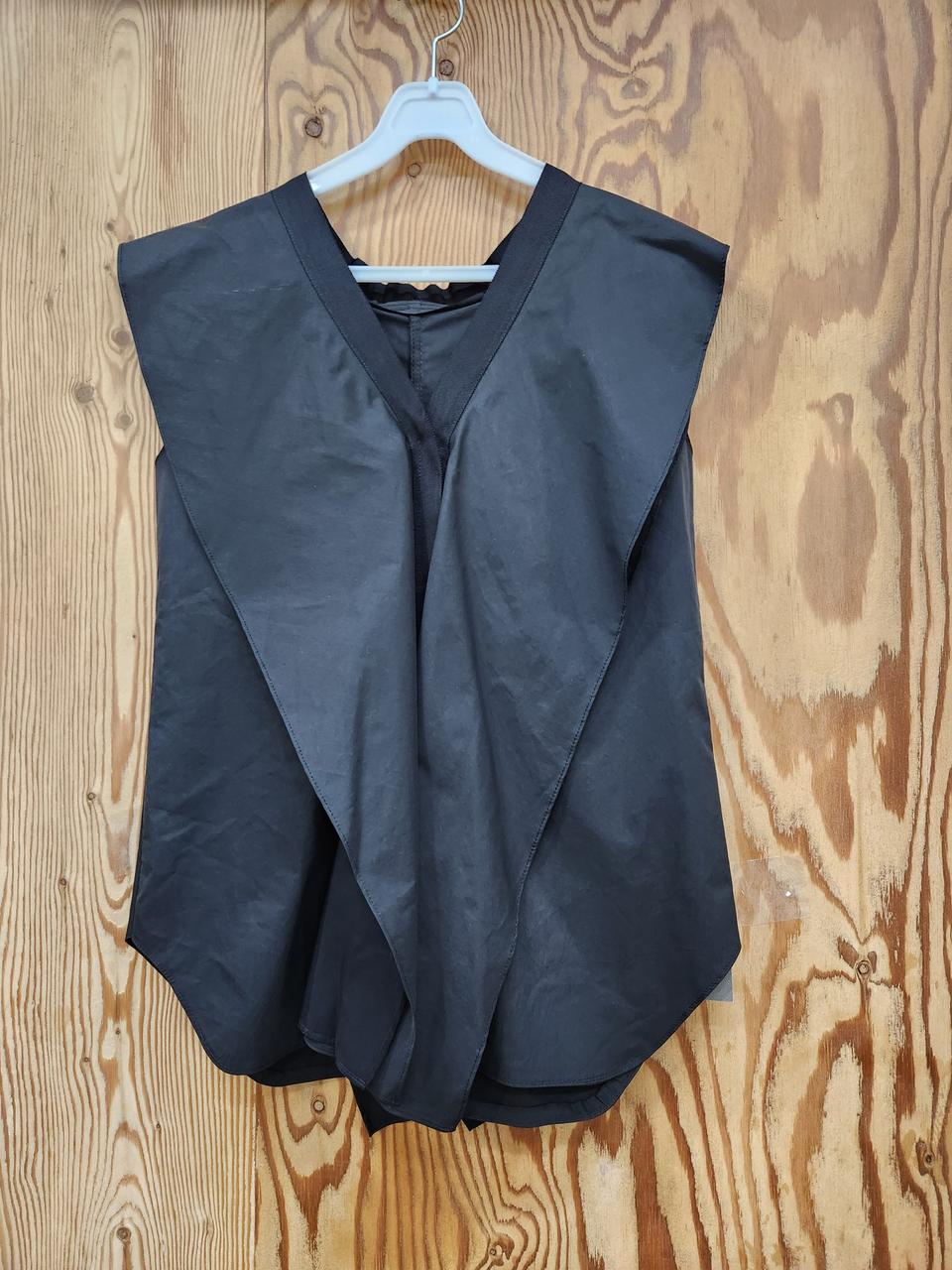 (새상품)오뜨블링 민소매셔츠 S