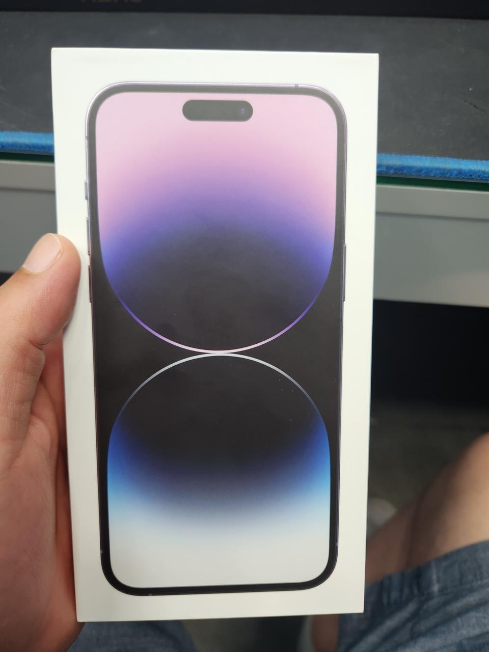 아이폰14프로맥스 14promax 256G 딥퍼플 자급제 미개봉팝니다^^