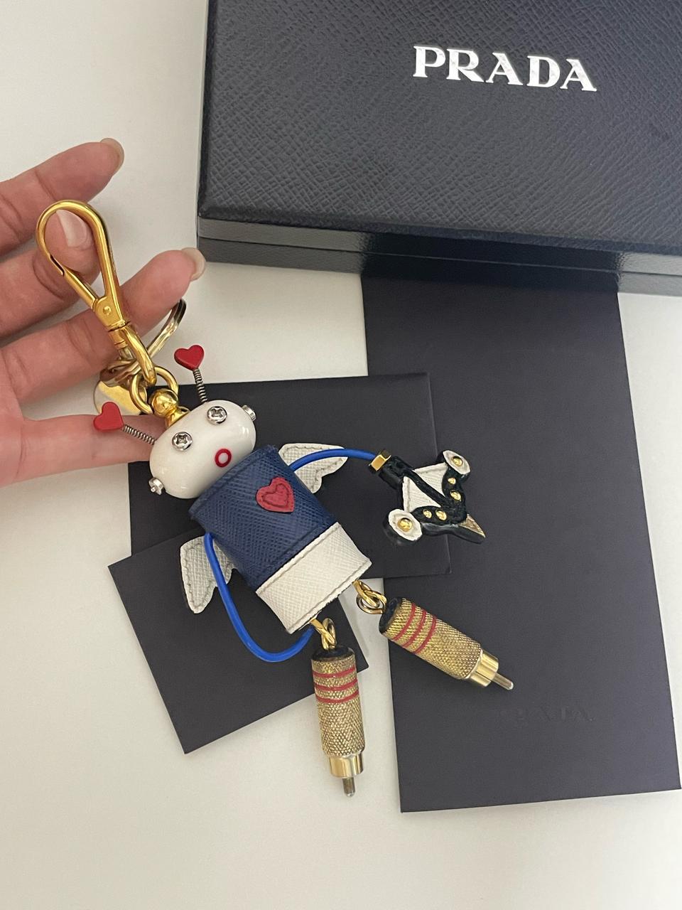 프라다 키링