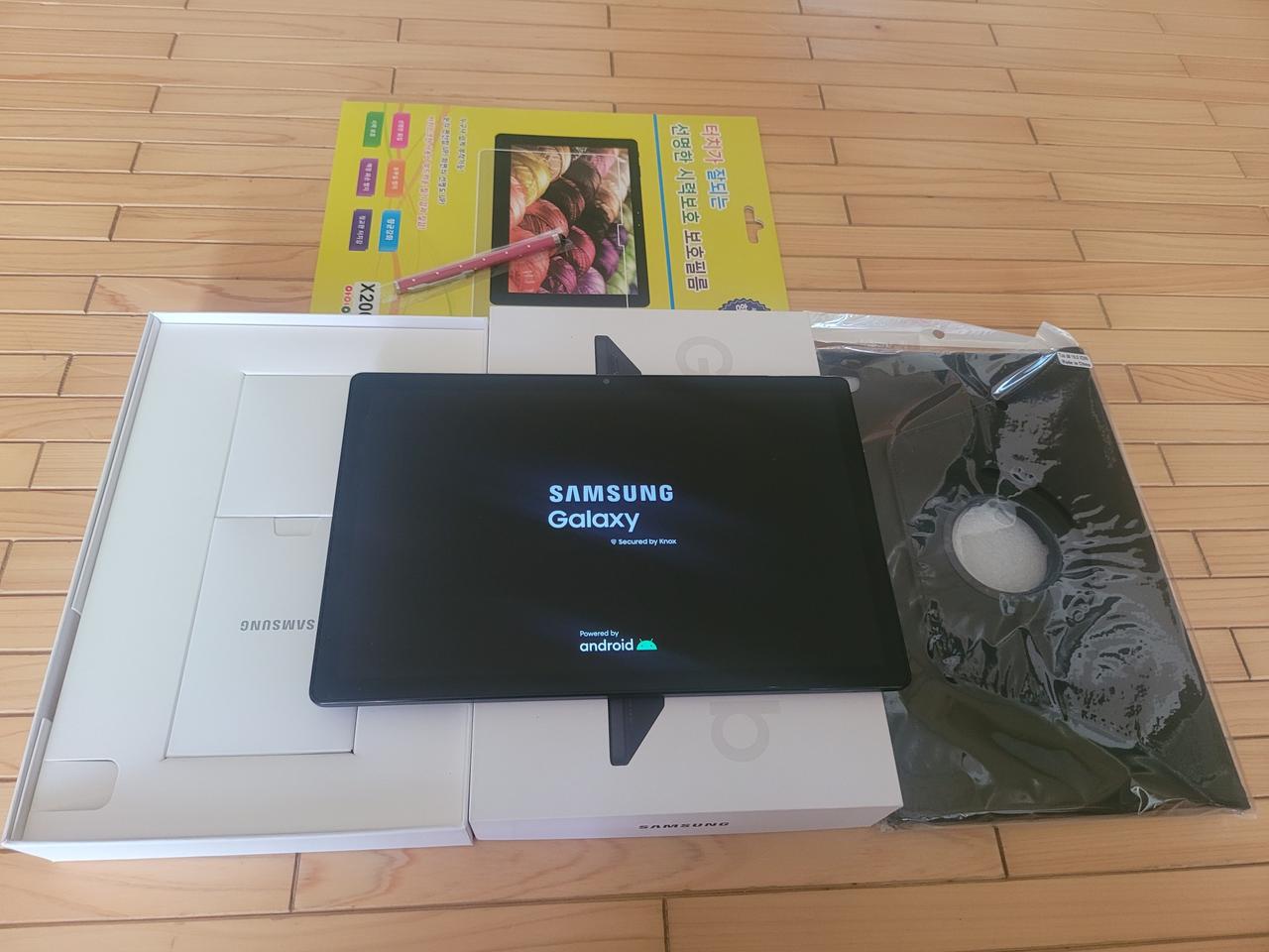 갤럭시탭 A8 10.5.  WiFi.  X200