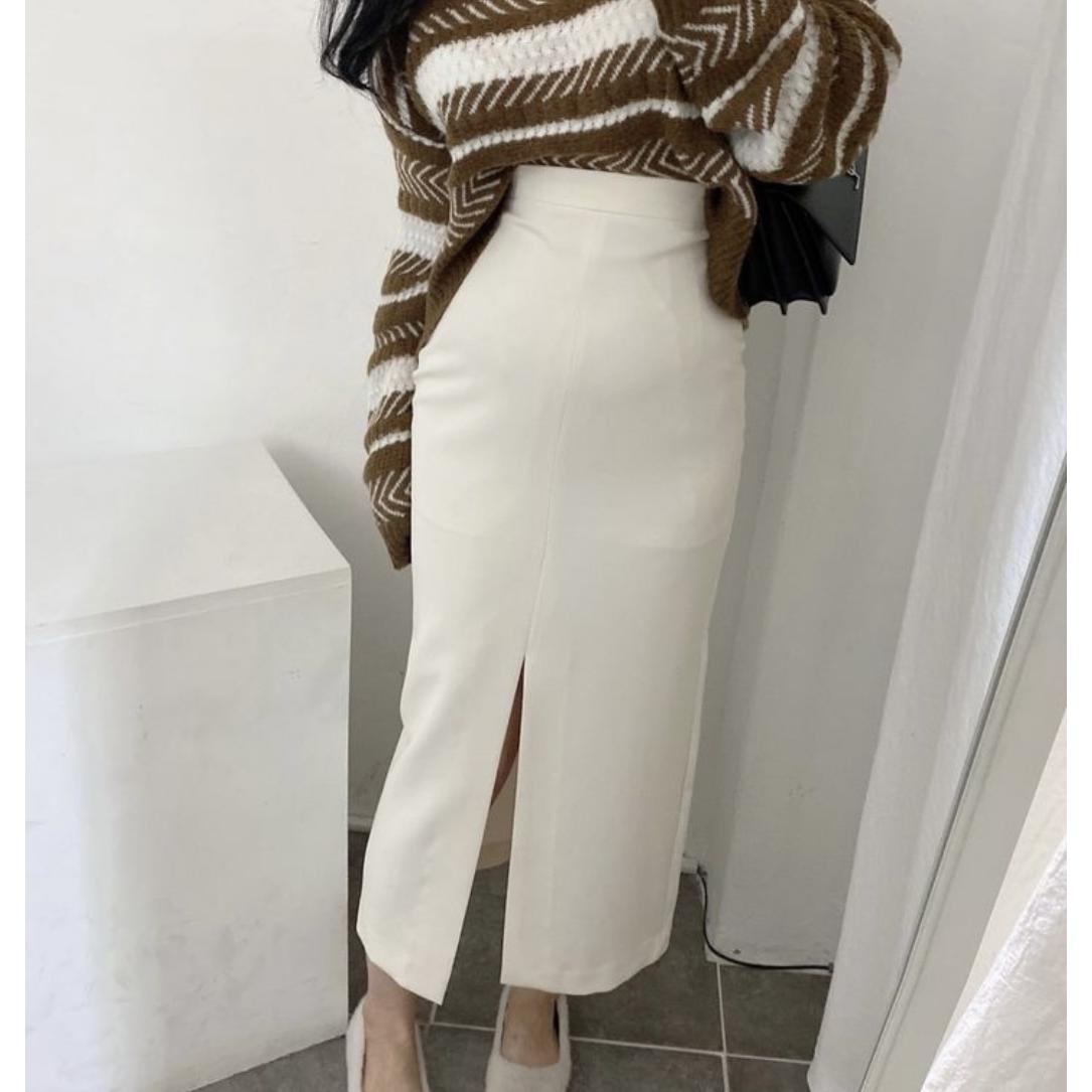 라클로에 에이블리 H라인 트임 스커트