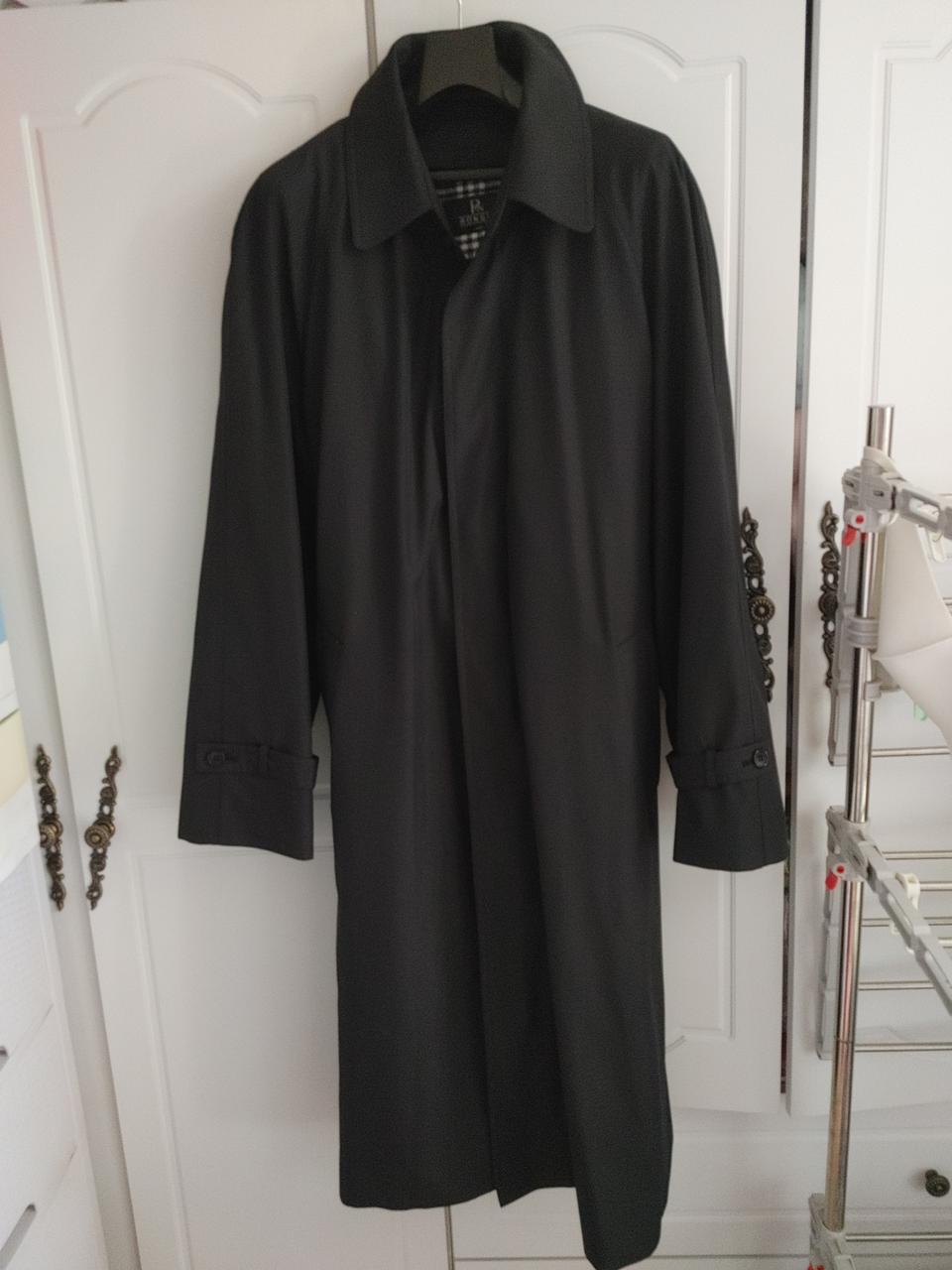 버버리 내피.명품.론진.트렌치코트.곤색.105사이즈.새상품..