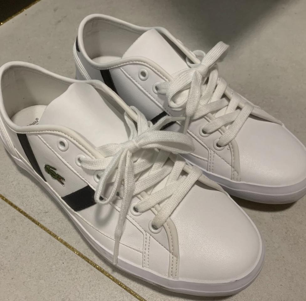 라코스테 여성신발 235