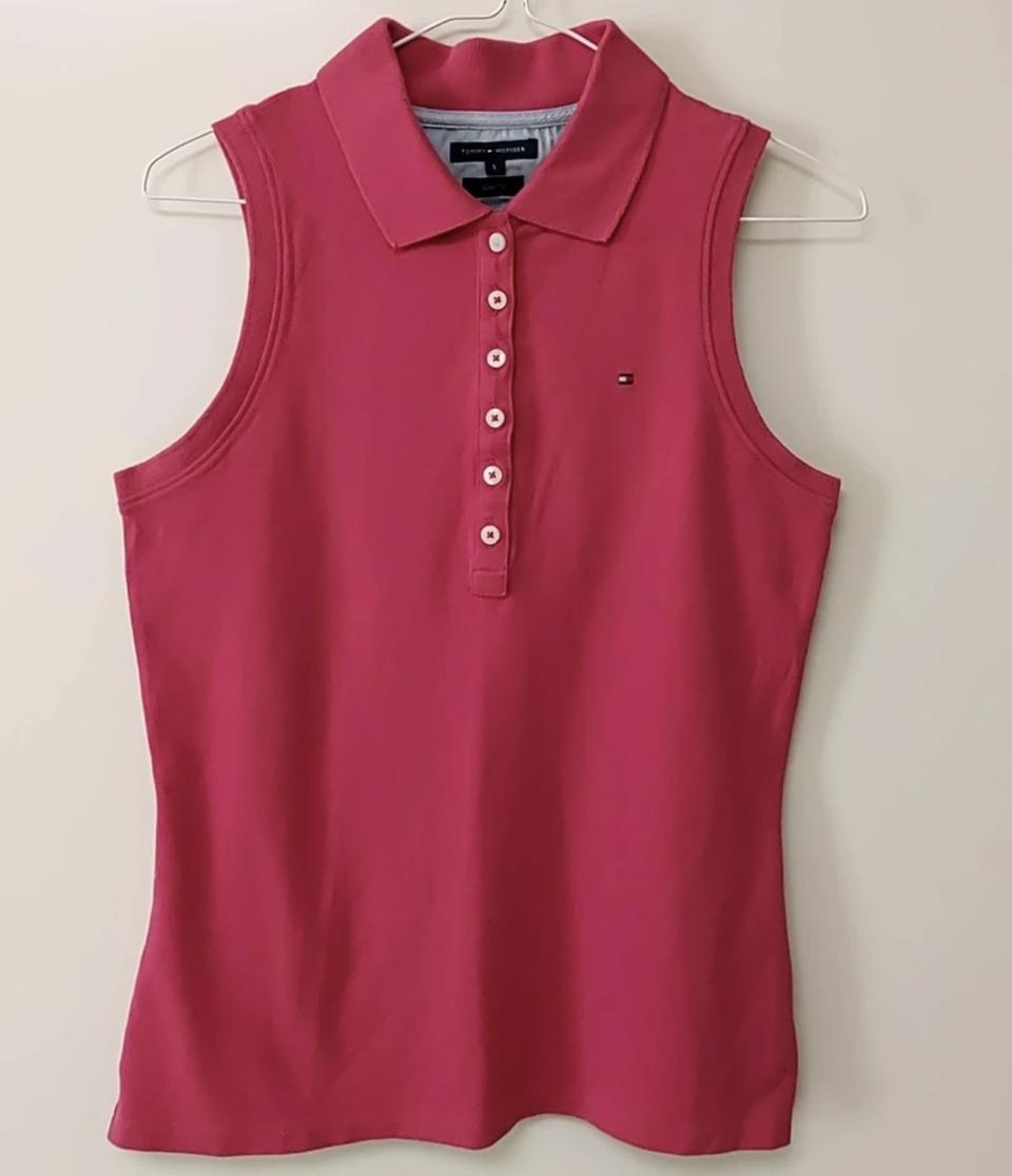 타미힐피거 민소매 카라 티셔츠