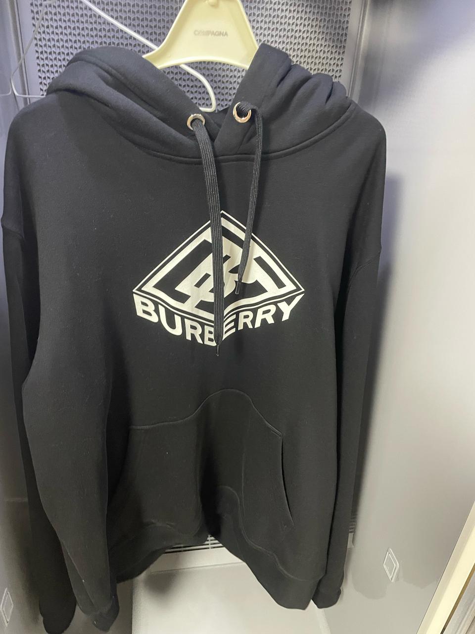 버버리 후드티