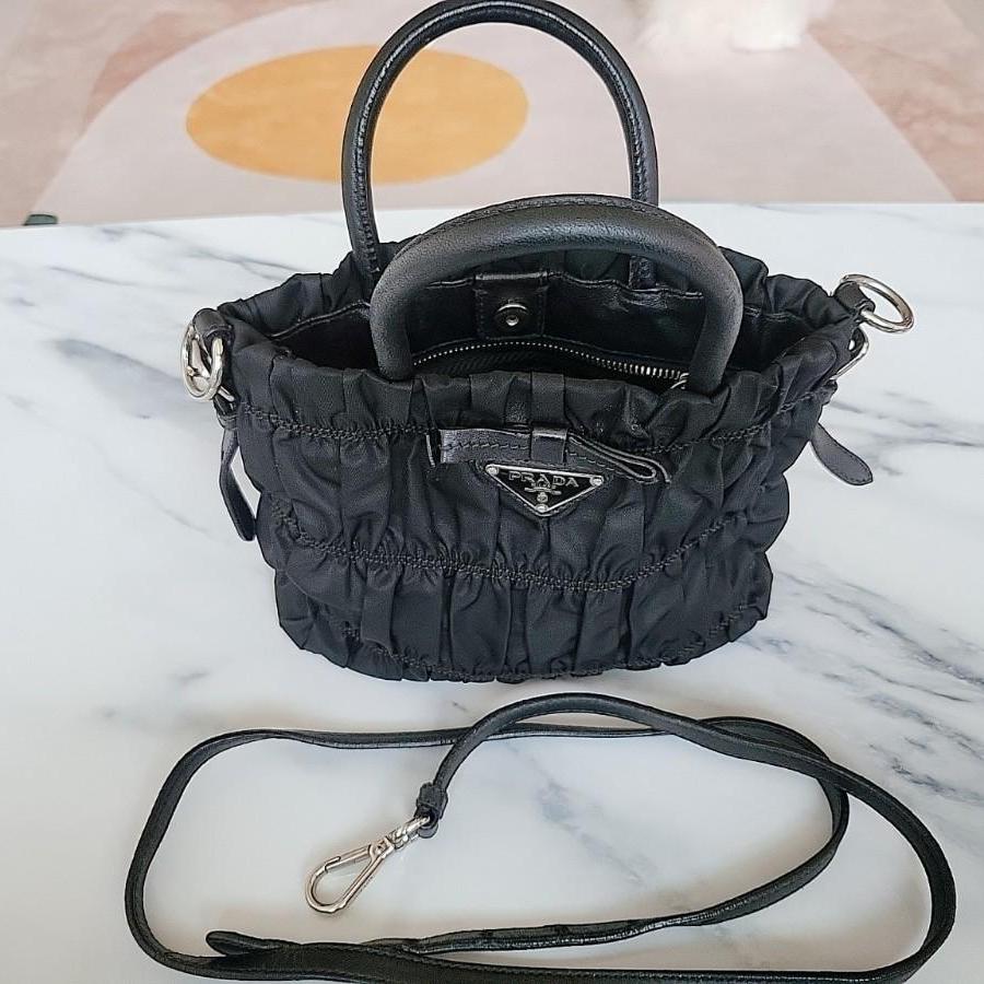 프라다 나일론 고프레 미니토트