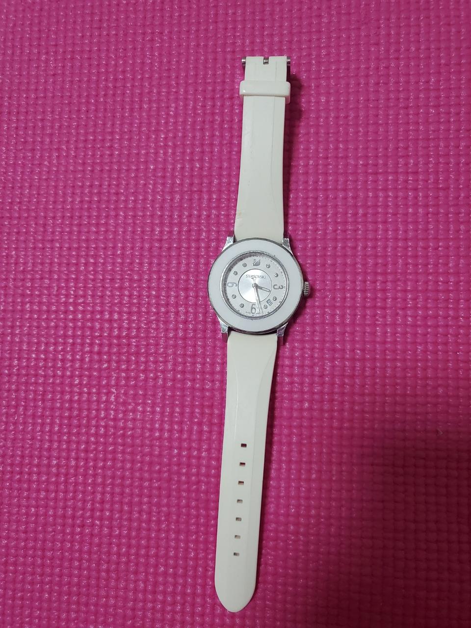 스와로브스키 시계