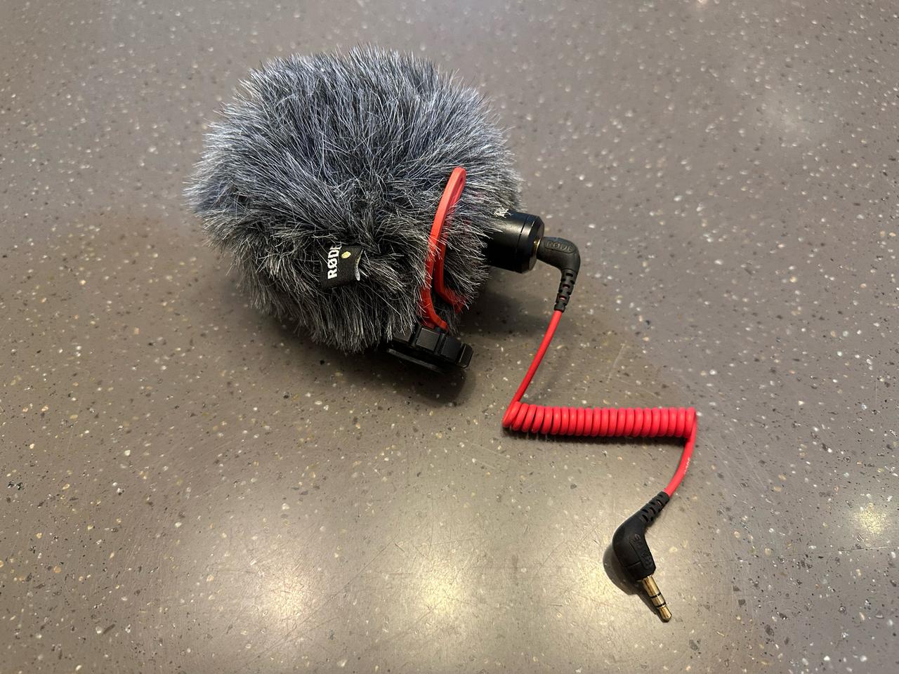 로데 비디오 마이크로