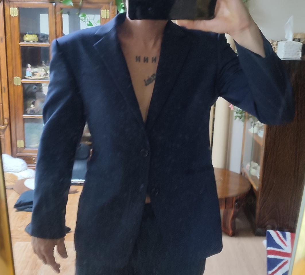 정가9.9 새거 쿨거택포 2.5 슬림핏 남자고급 슬림핏 정장자켓 네이비