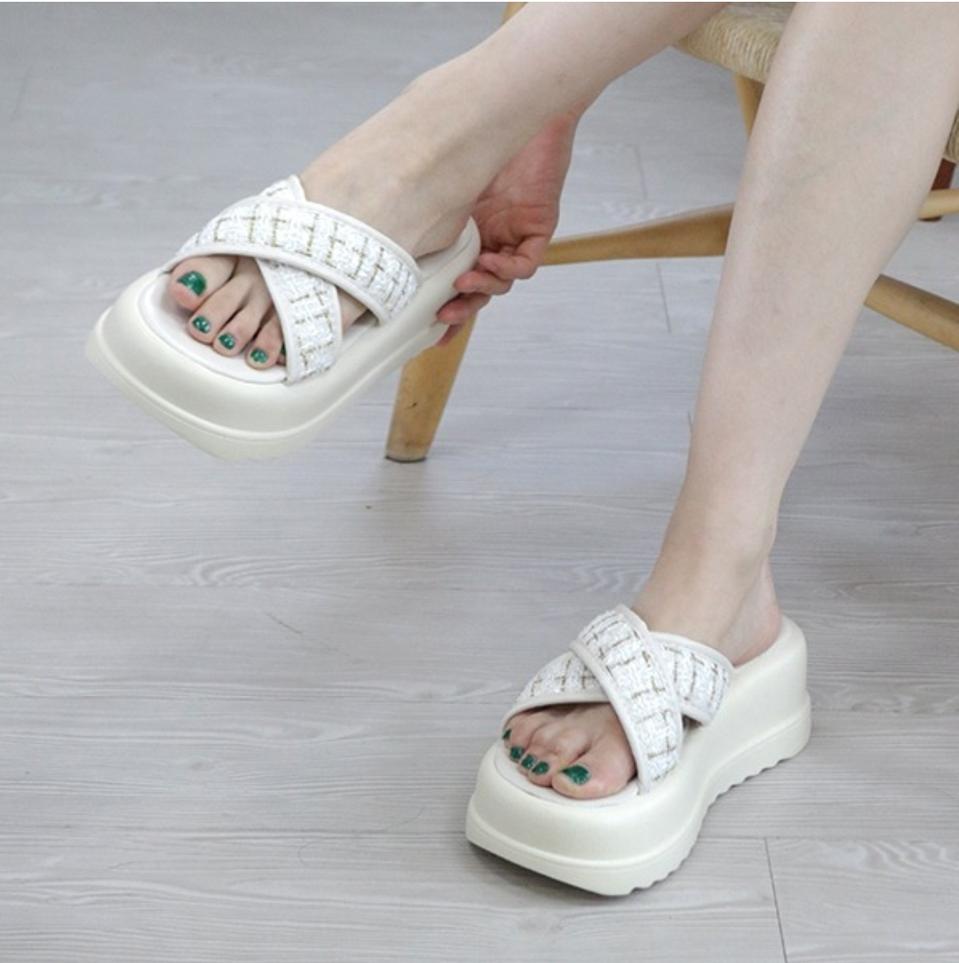 여성슬리퍼 여성 샌들 통굽 키높이 쪼리