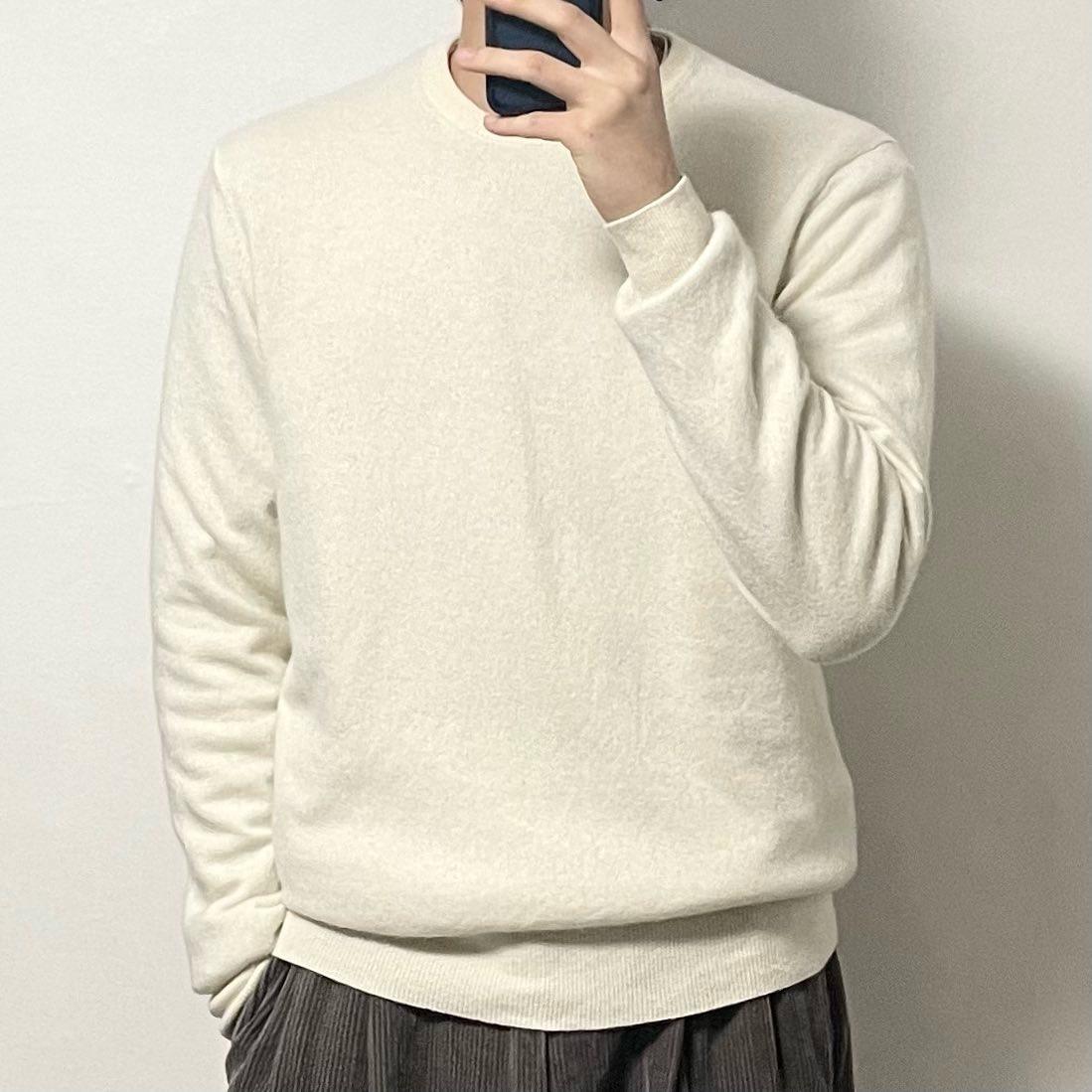 유니클로 캐시100 니트 아이보리