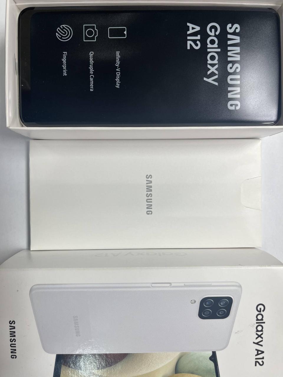 Galaxy A12  32기가 미사용 단순개봉 팝니다