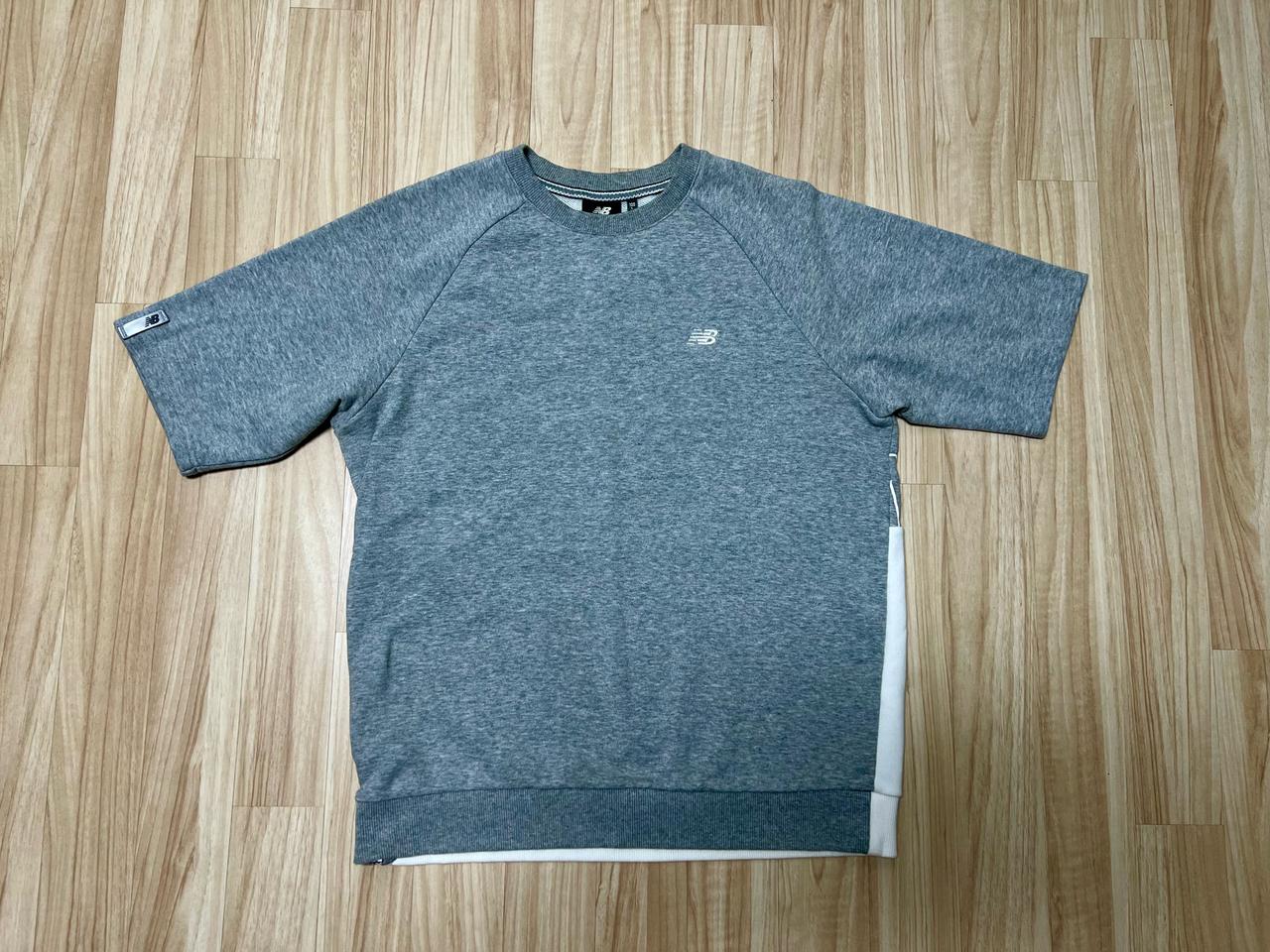 뉴발란스 반팔티 100 사이즈