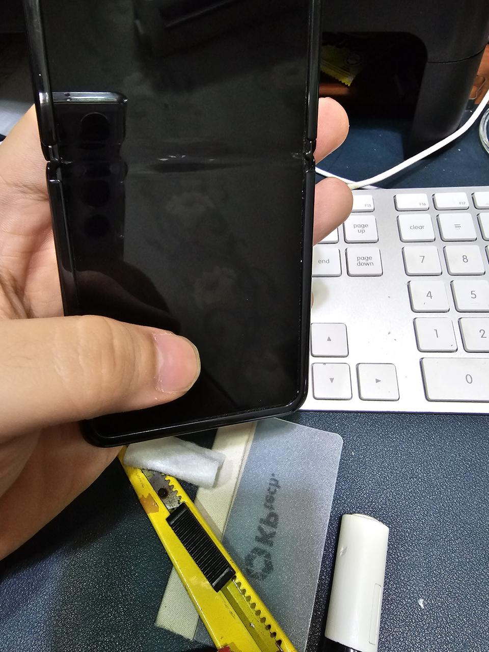 갤럭시z플립 256 판매합니다