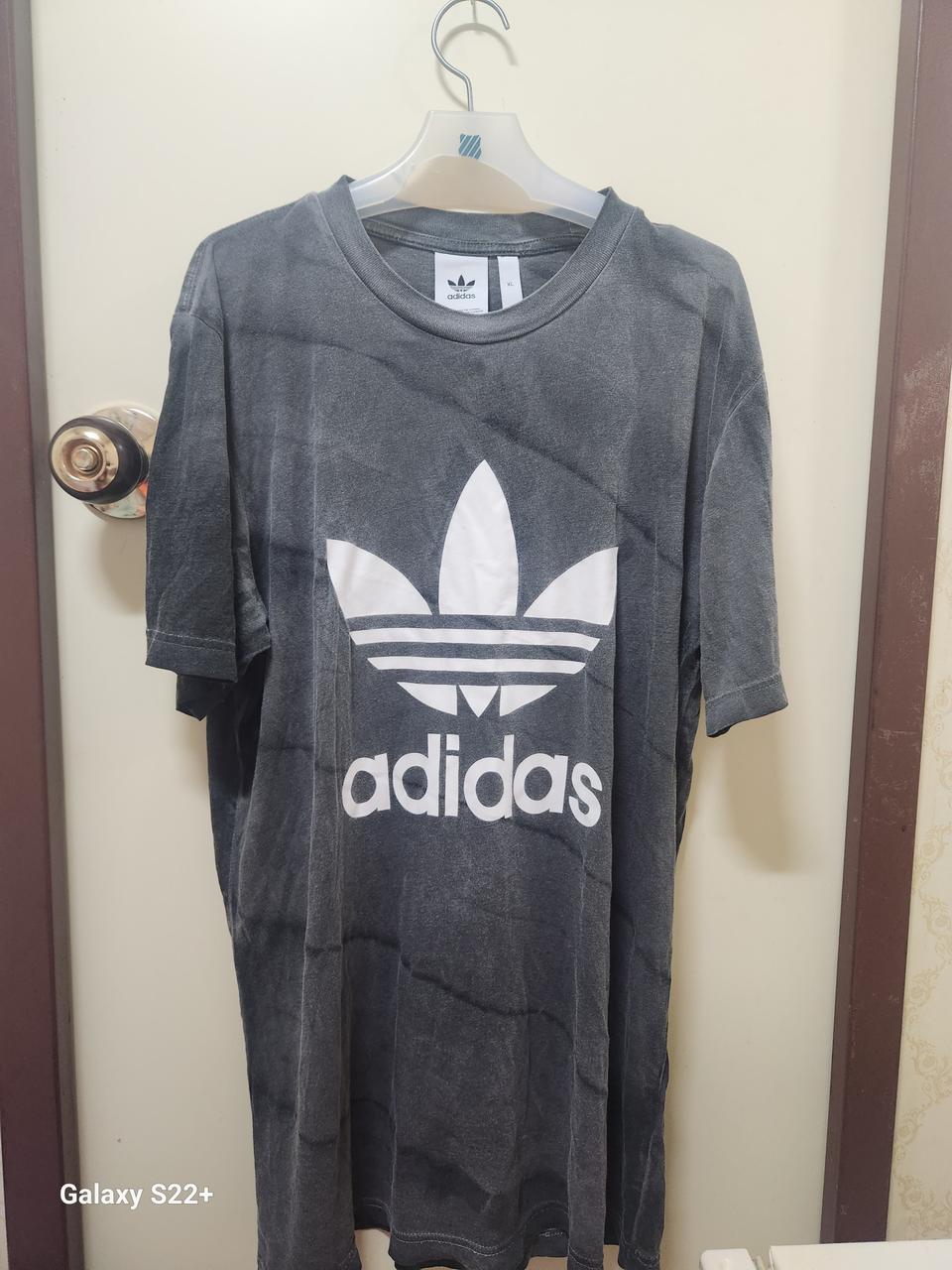 아디다스빅로고오버핏 반팔티 xl