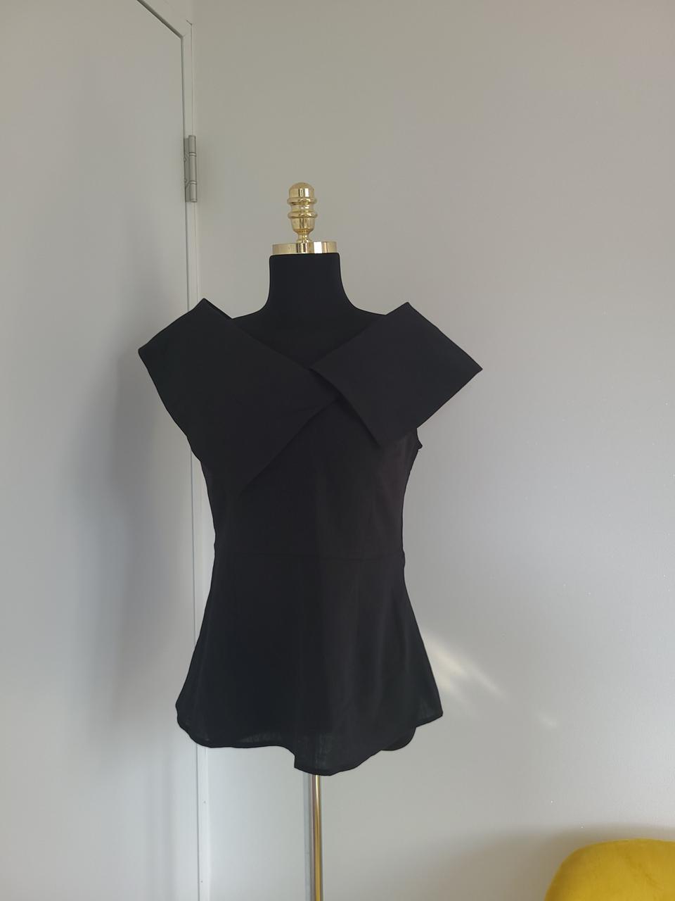 블랙빅카라블라우스