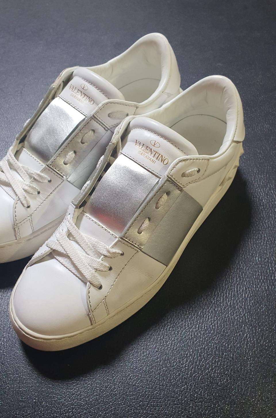 37사이즈 240 발렌티노 히든 실버