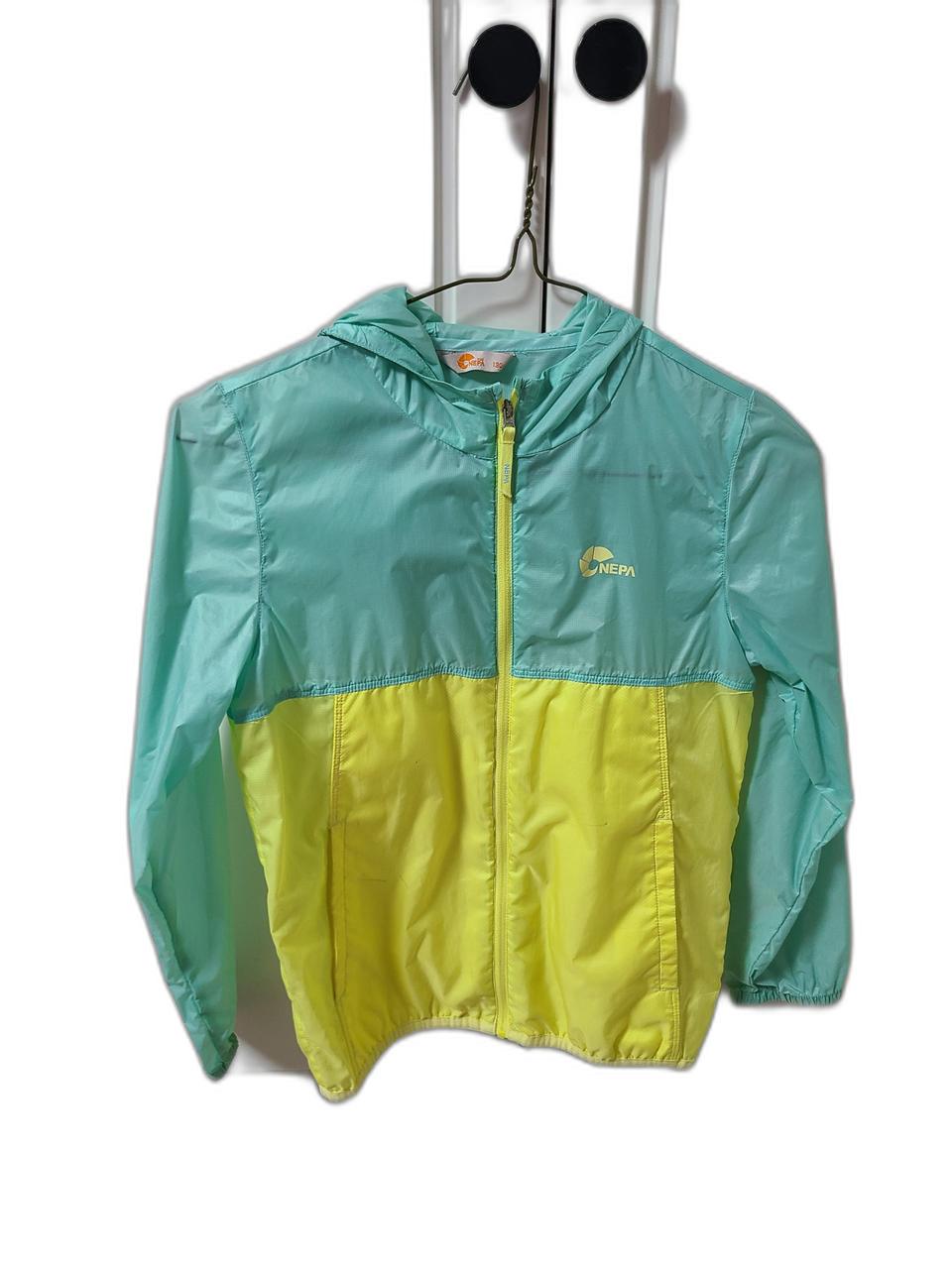 네파키즈바람막이자켓