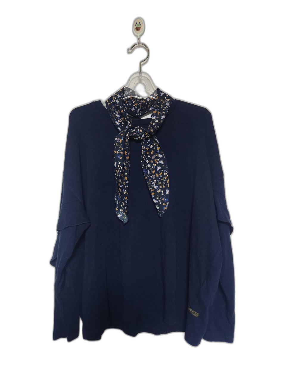 써스데이아일랜드 블라우스 니트 90