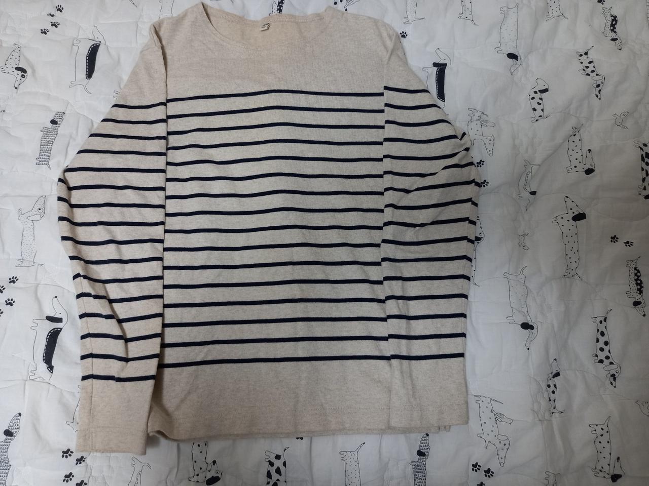 유니클로 스트라이프 롱슬리브 긴팔티