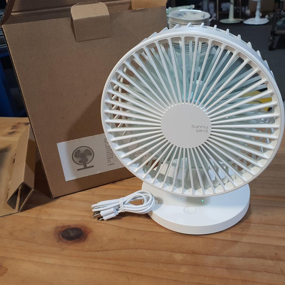 새상품 USB 충전식무선 선풍기 탁상  미니