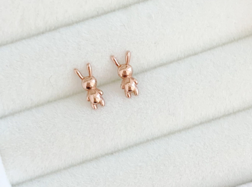 14k 로즈골드 토끼귀걸이