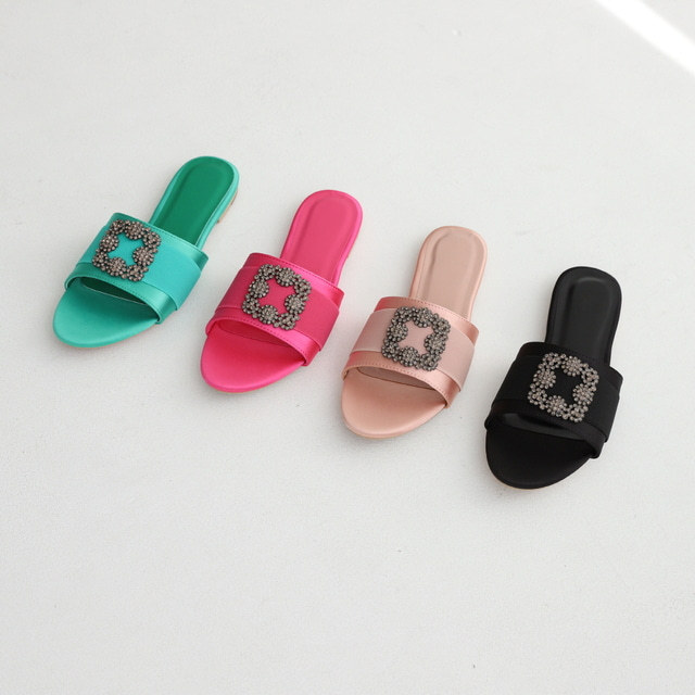 마놀 새틴 슬리퍼 여름 데일리