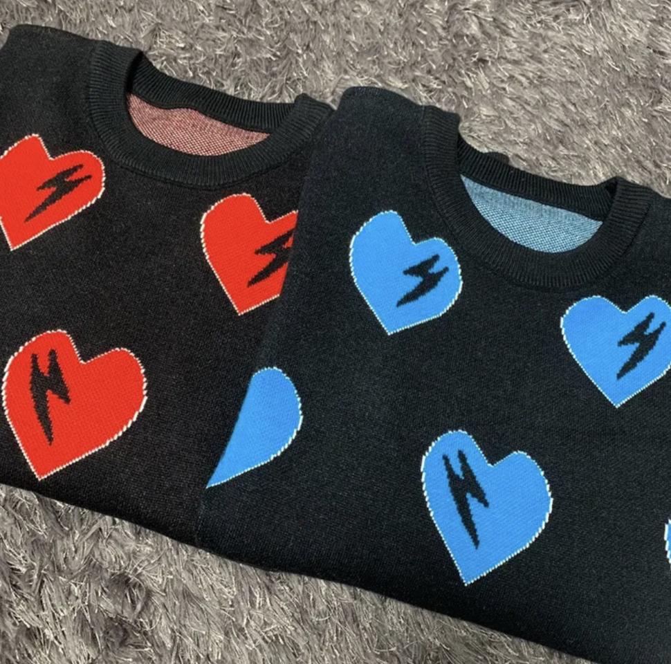 하트 번개 니트