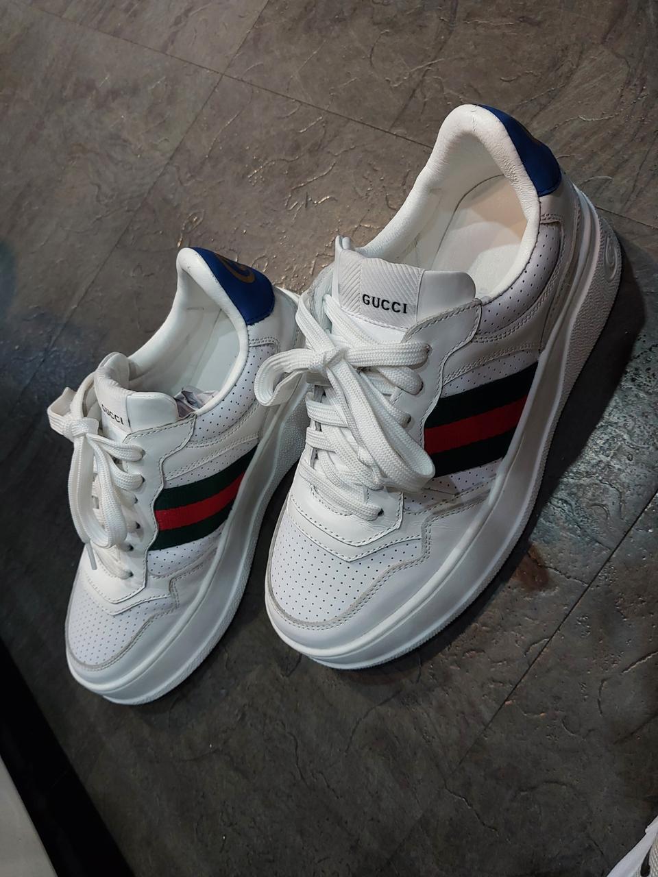 구찌  250싸이즈