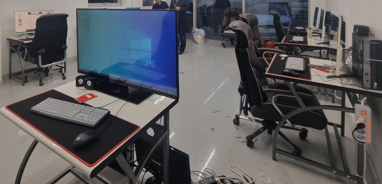 오락게임방 성인피시방 마우스 자판 의자 책상  풀셋트