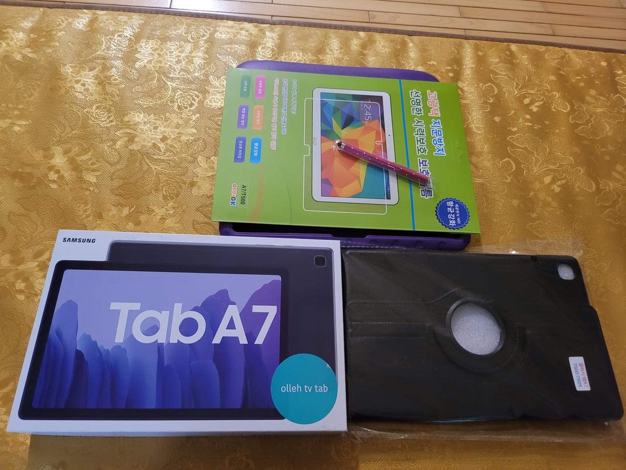 갤럭시탭 A7 10.4.  lte 버전  64GB T505N. 단순개봉